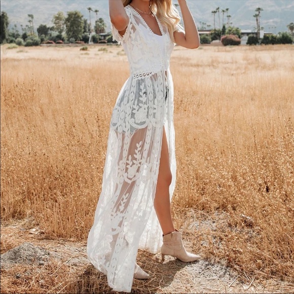 GORGEOUS ♡ Lace COVERUP - Picture 4 of 6